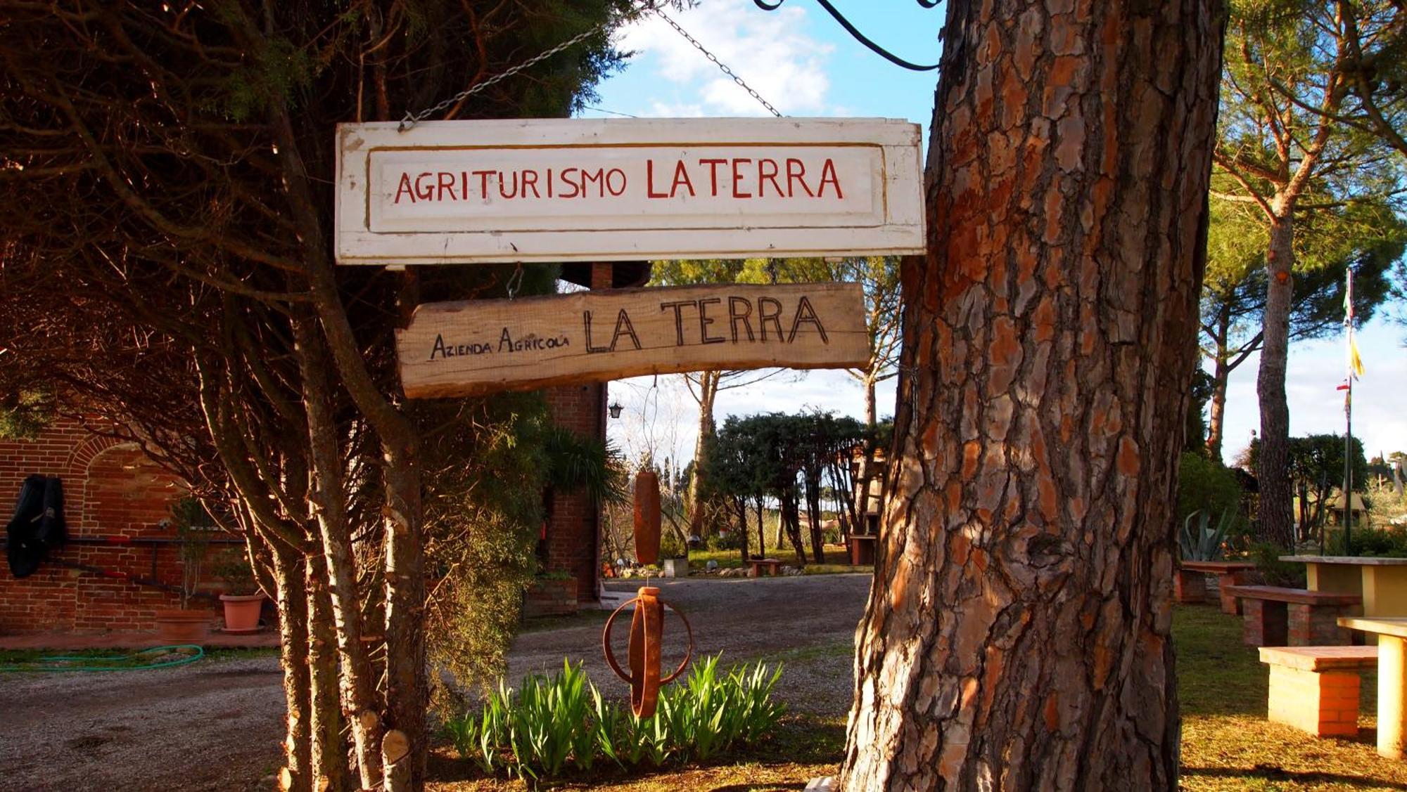 瓦里亚诺Agriturismo La Terra别墅 外观 照片