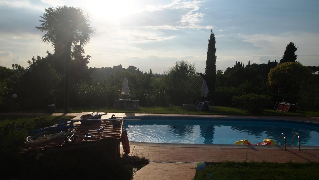 Agriturismo La Terra 瓦里亚诺 外观 照片